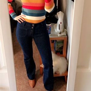 WRANGLER BOOTCUT JEAN — SIZE 27